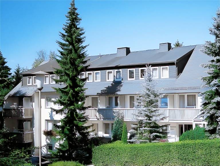 Pension zum Lowen, Parkplatz, Wlan, Zentral in Hof