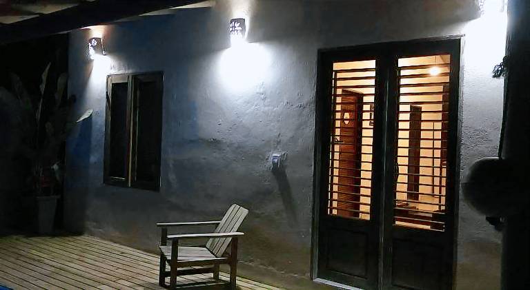 House with pool — photo 4