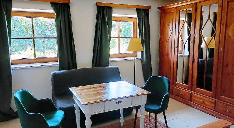 Holiday apartment with garden & patio in Benecko
