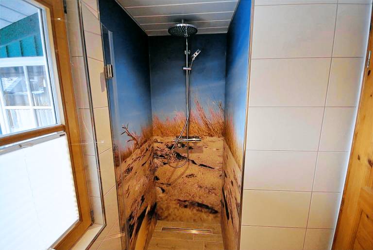 Individuell und geschmackvoll eingerichtetes Holzhaus — photo 4