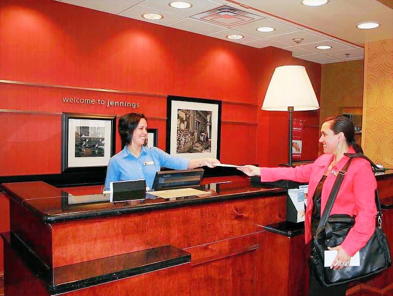 Hampton Inn & Suites Jennings