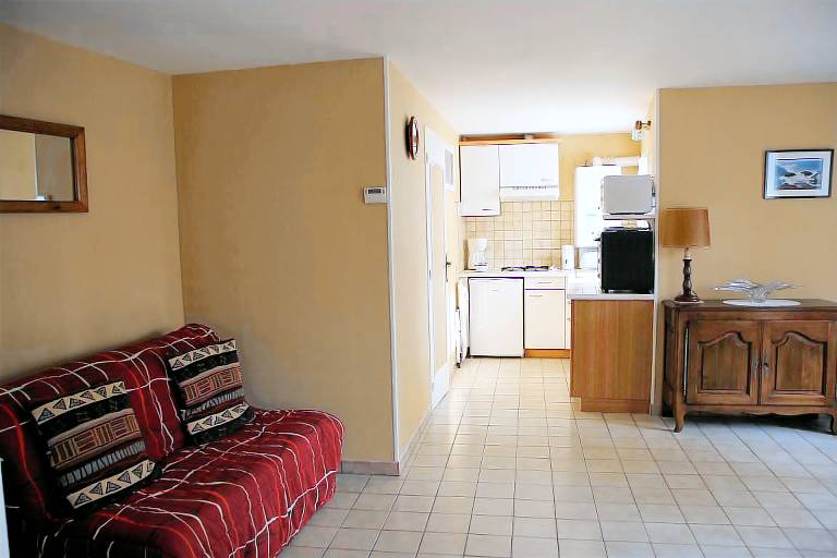 Fully equipped vacation home with garden & terrace | Garden view | Pets are welcome — photo 5