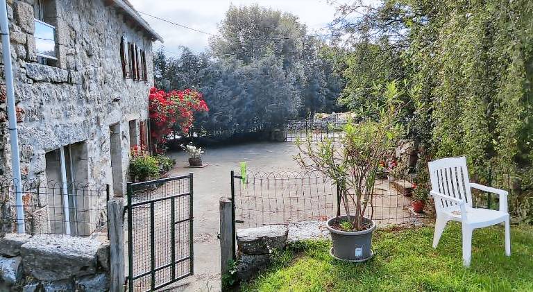 House with 3 rooms for 9 persons — photo 4