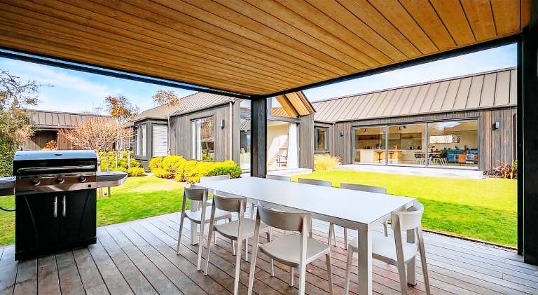 400 m&sup2; Ferienhaus