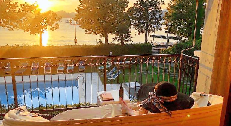Apartment with jacuzzi & pool in Bardolino