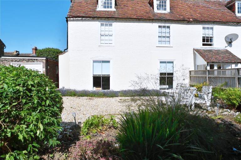 Apartment Hythe