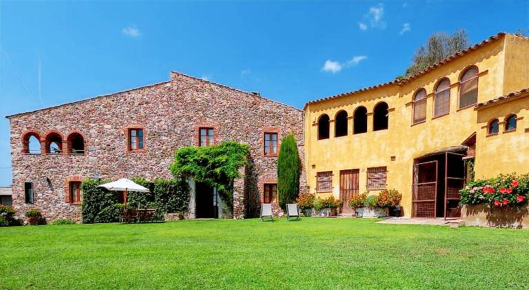 House with garden & patio | Pet-friendly in Calella