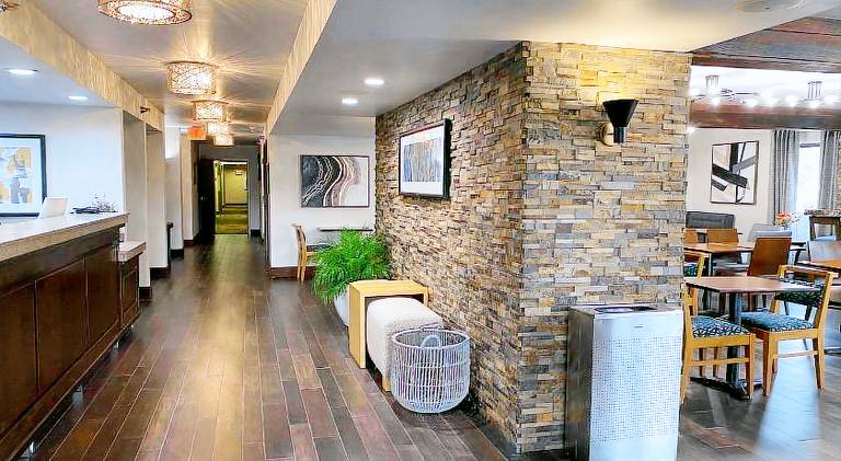 The Addison Hotel, SureStay Collection by Best Western — photo 3