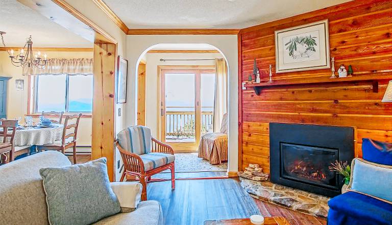 Condo Snowshoe