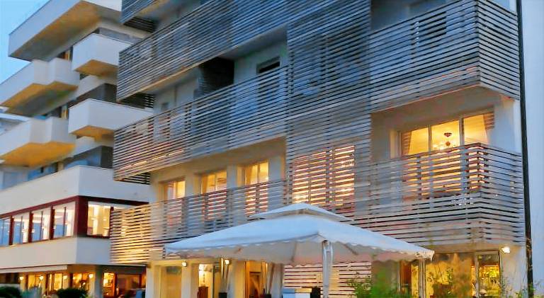 Kiss Beachfront Hotel & Restaurant — photo 5