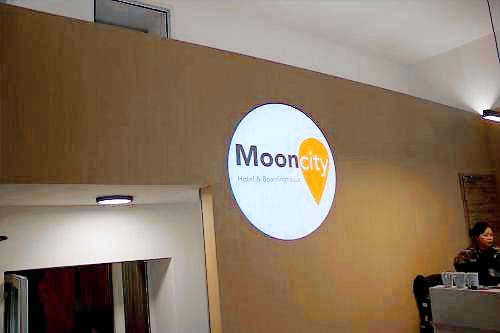 Mooncity Hotel & Boardinghouse Dusseldorf — photo 3