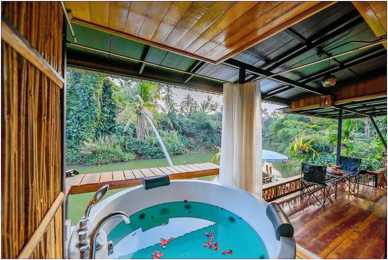 Tamsabai Resort in Chumphon