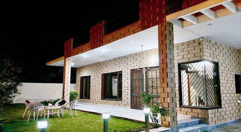 Bungalow with garden & terrace — photo 5