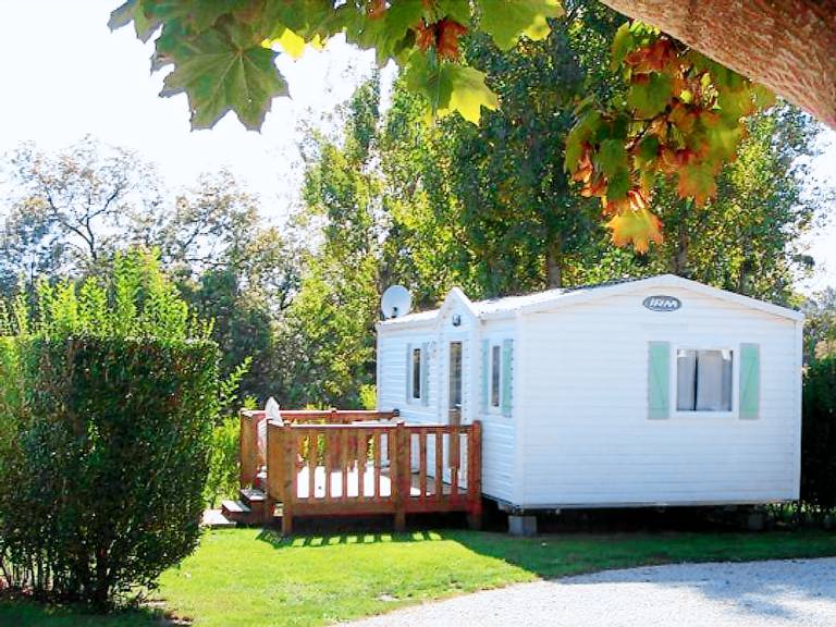 Mobile home with terrace & heated pool — photo 4