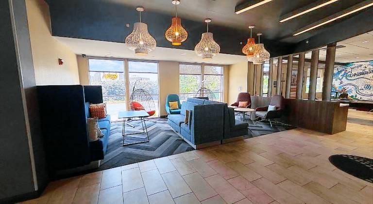 Tru by Hilton Harrisonburg — photo 3