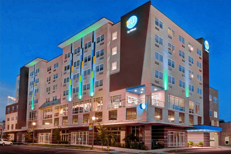 Tru by Hilton St. Petersburg Downtown Central Ave — photo 2