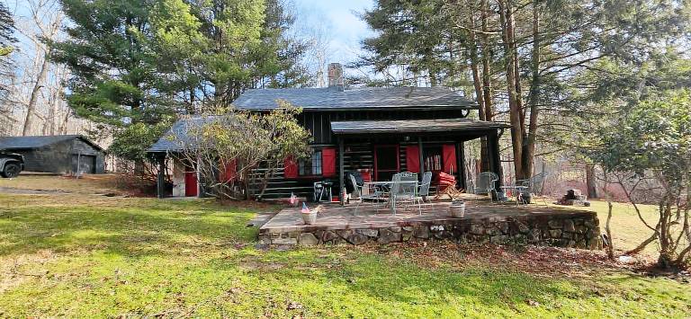 House with barbecue | Lake view — photo 3