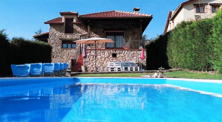 Casa  Los Ángeles de San Rafael