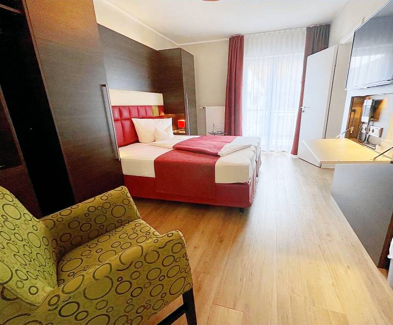 Doppelzimmer Dusche WC ruhig