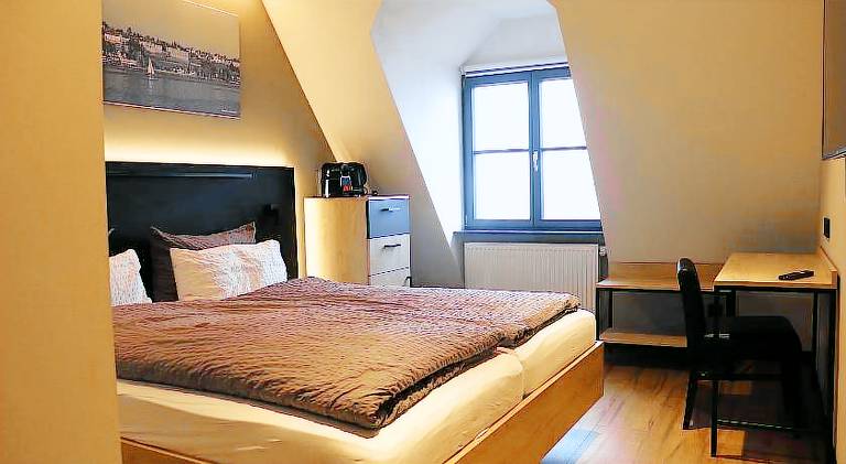 Serviced apartment with patio in Meersburg