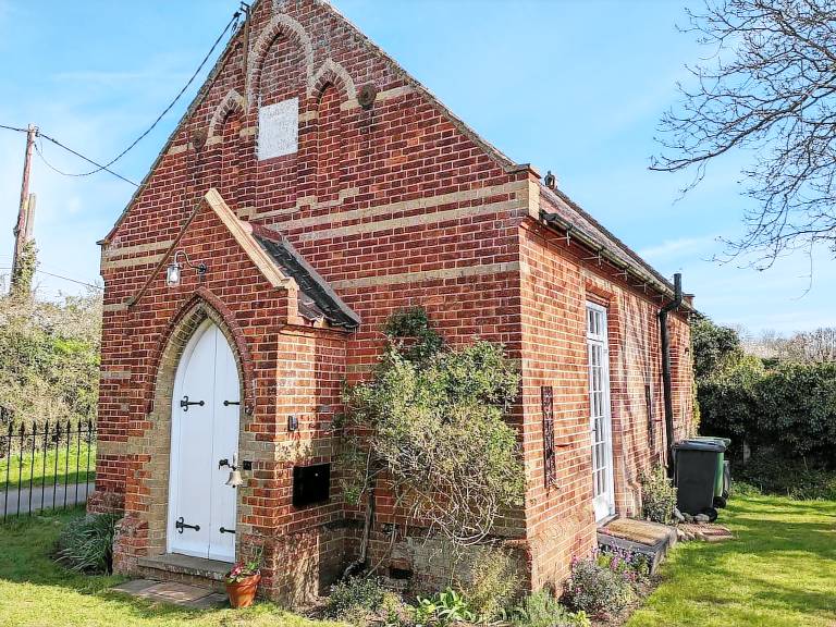 Cottage Holt