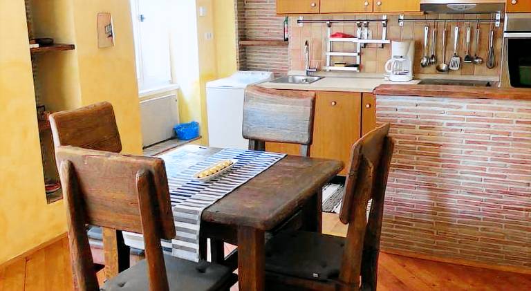Rental apartment with 2 rooms for 4 persons — photo 3
