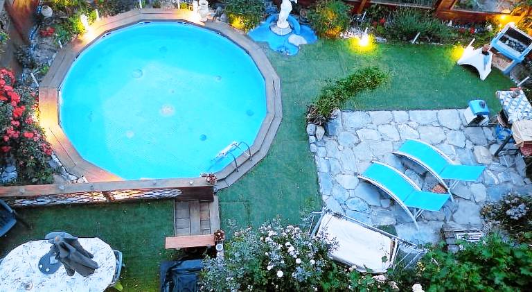 Rental apartment with pool in Verres