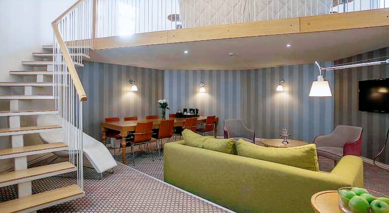 Jump INN Hotel Belgrade — photo 4