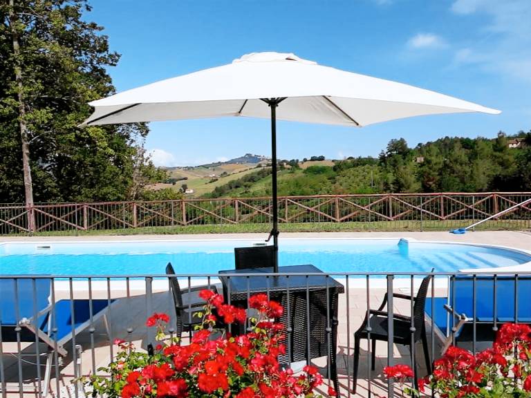 Vacation home with garden, private pool & BBQ — photo 4