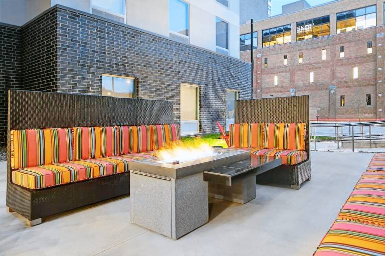Home2 Suites by Hilton Milwaukee Downtown