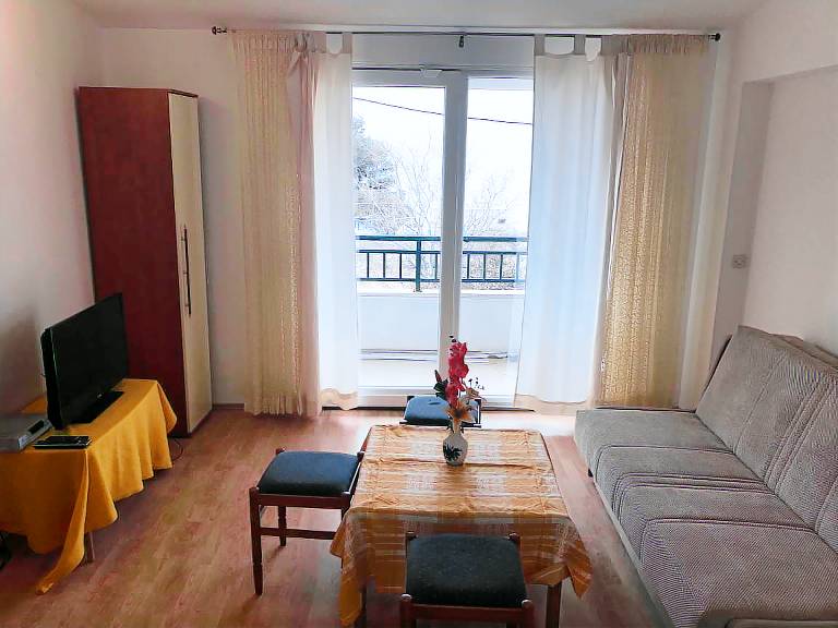 Three bedroom apartment with terrace and sea view Makarska (A-6791-a) — photo 3