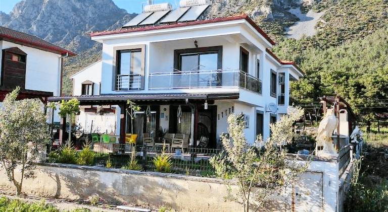 Villa with 1 room for 6 persons — photo 5