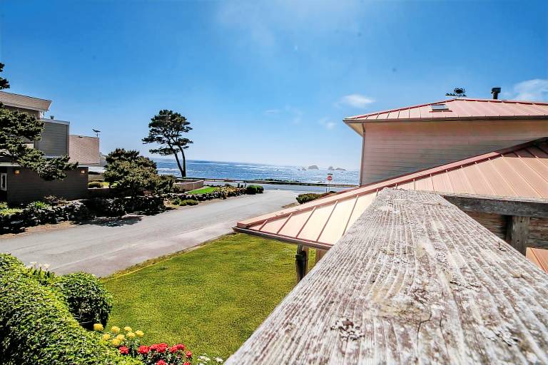 House Crescent City
