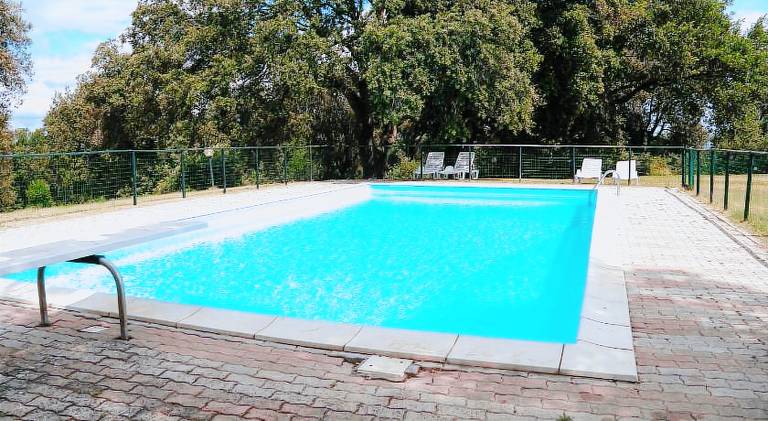 Lovely holiday apartment with yard, pool & patio | Pet-friendly in Pomarance