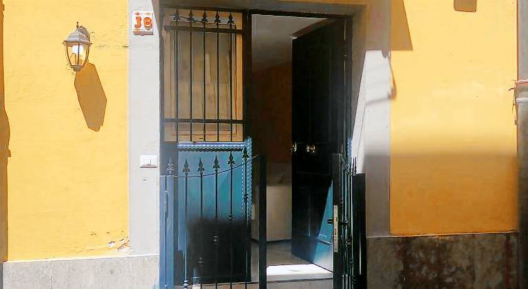 Apartment | Close to Naples Cathedral in Casoria