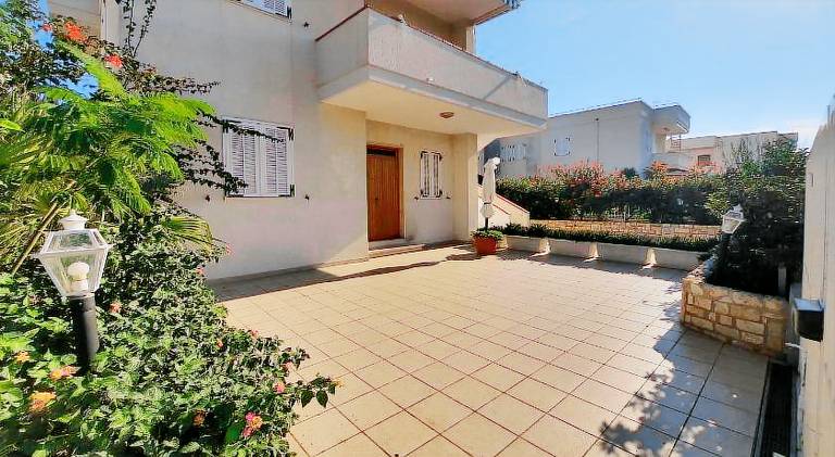 Apartment with 2 rooms for 4 persons — photo 4