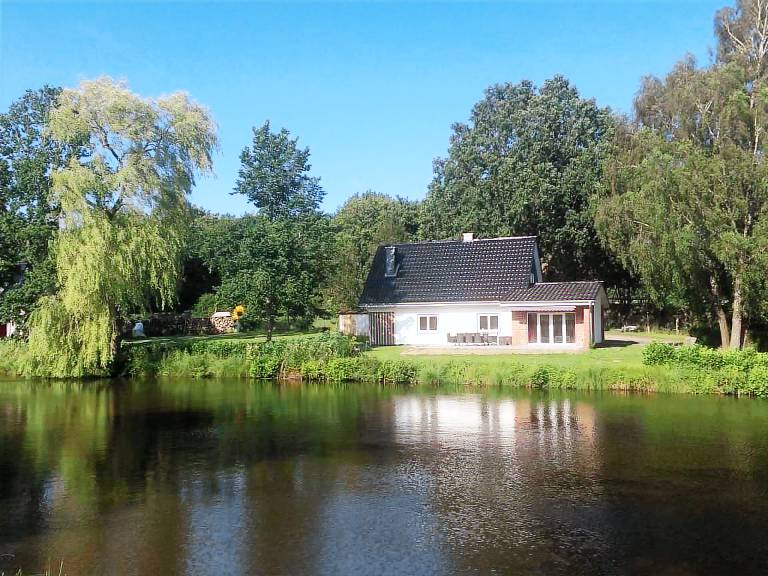 House with barbecue, patio & sauna | Nature view — photo 2