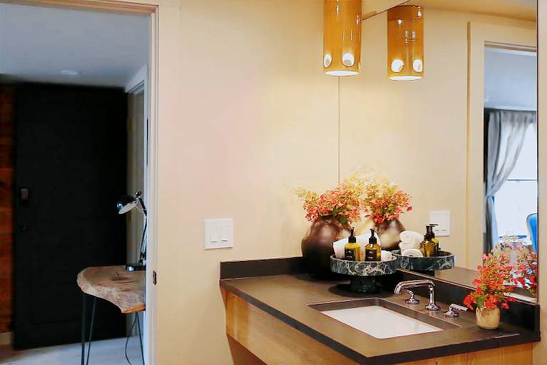 Kingston Carriage House — photo 3