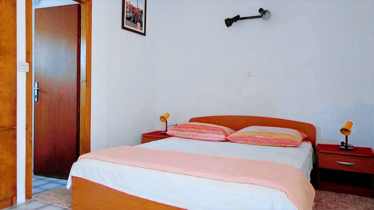Holiday apartment with grill & patio | Pet-friendly in Vodice