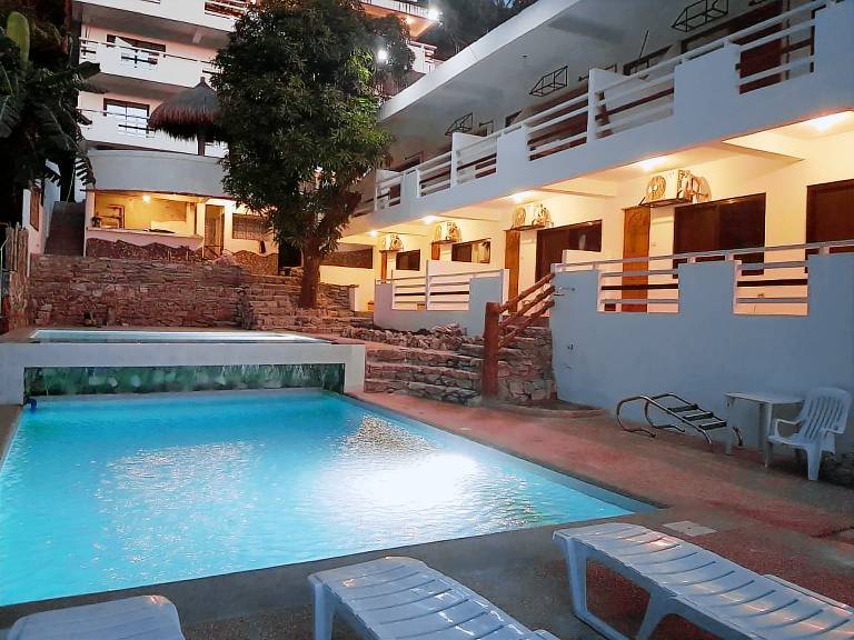 Serviced apartment with pool, patio & garden | Pets are welcome in Puerto Galera