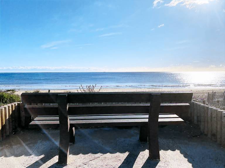 Holiday apartment with pool & terrace in Agde