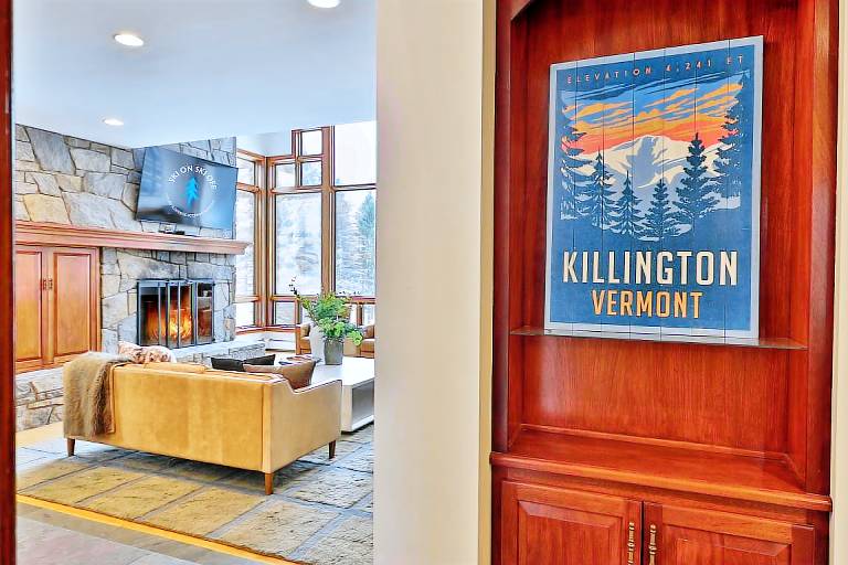 The Mountainside House - Luxury Home in Killington — photo 2