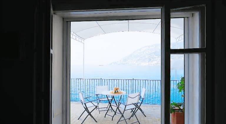 Villa with 2 rooms for 6 persons in Tramonti