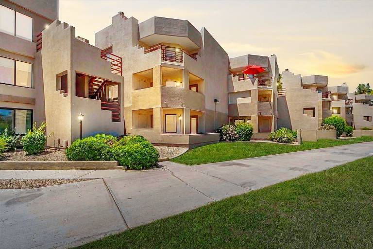 Condo with hot tub & heated pool | Golf view — photo 2