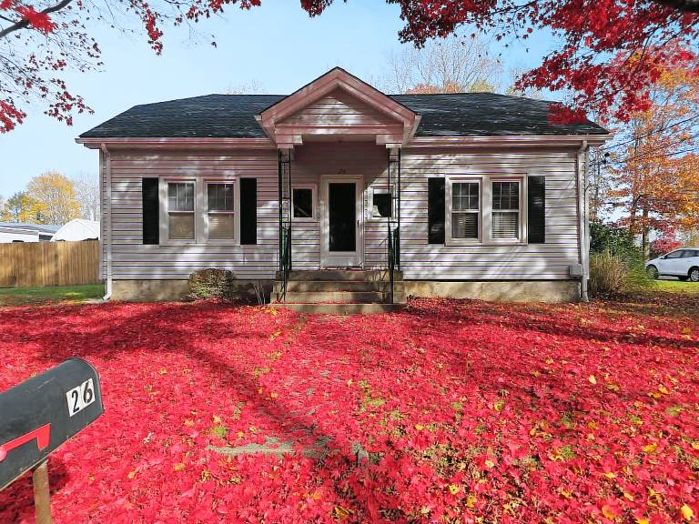 House  Pawcatuck