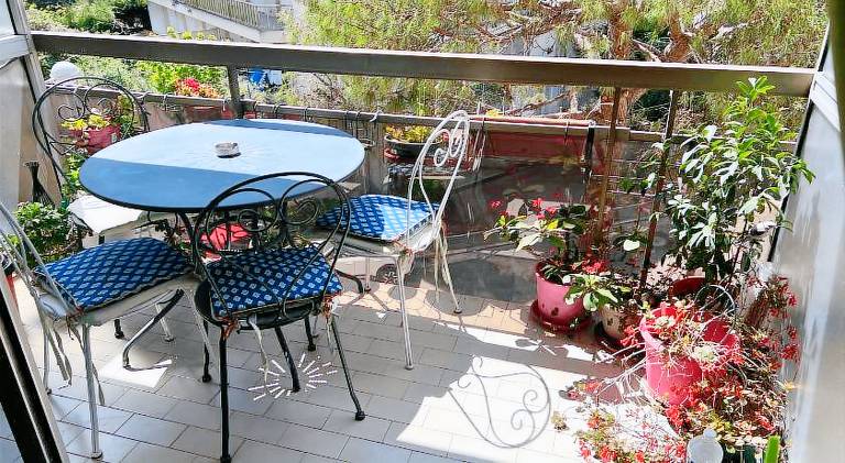 Apartment with terrace | Close to Russian Orthodox Cathedral | Pets are welcome — photo 5