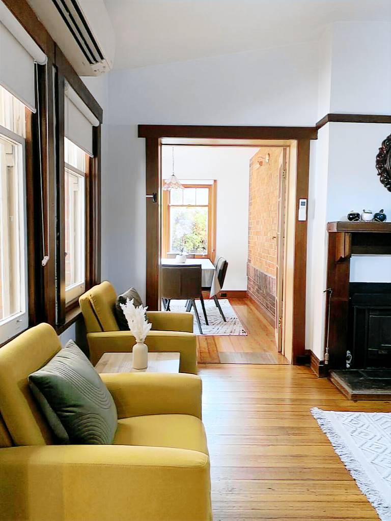 House  South Launceston