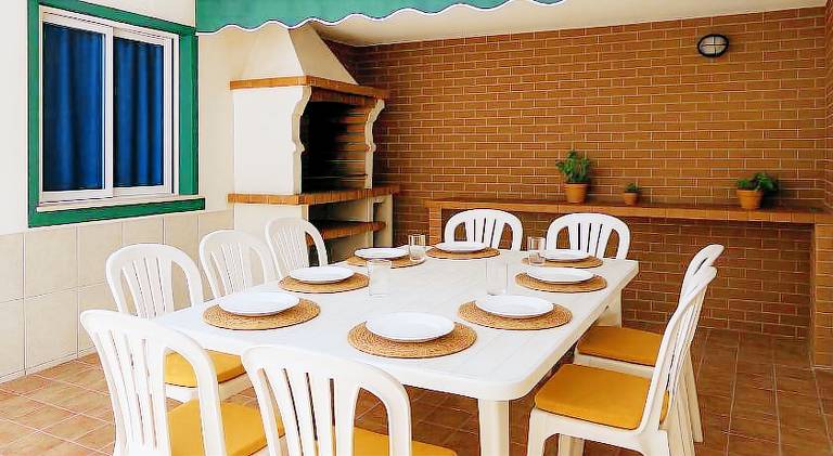 House with terrace & BBQ — photo 2