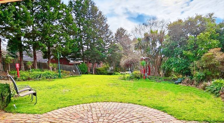 Maggie s Guesthouse large property with pool billiards tennis court BBQ & more