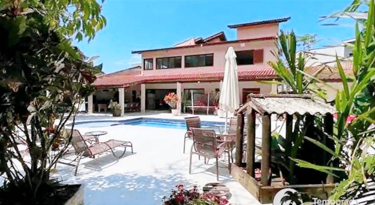 House with pool in Bertioga